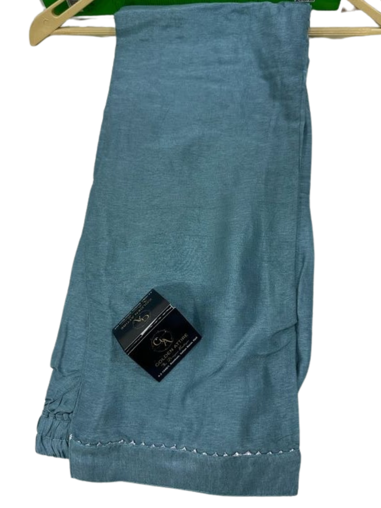 💖 Dusty Teal Suit Set with Organza Dupatta (Likely from Hyderabad) A subtly elegant 3-piece ensemble featuring
